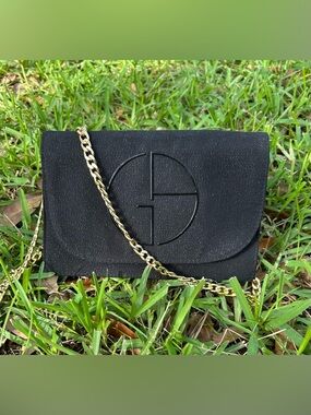 Giorgio Armani Beauty Clutch includes Gold Chain